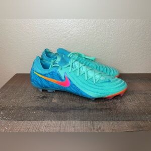 Nike Phantom GX 2 Elite LV8 FG “Vortex Pack”
- Size 12 Men.